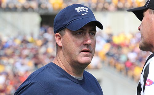 Akron Dominates Pitt, 21-10